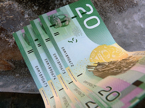 Grandes bancos de Canadá bajo investigación federal por malas prácticas financieras