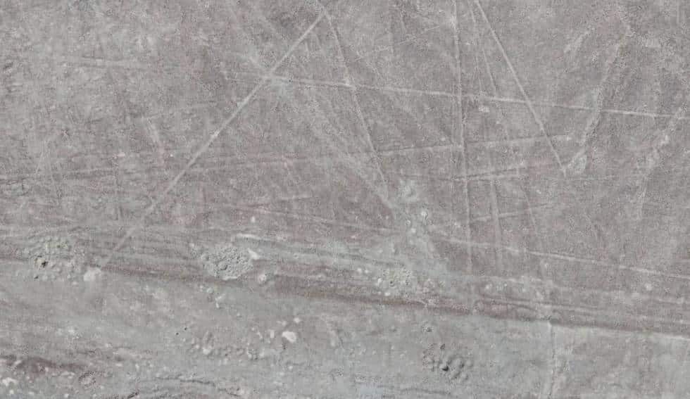 Descubren mas de 50 geoglifos en el desierto de Nazca en Perú