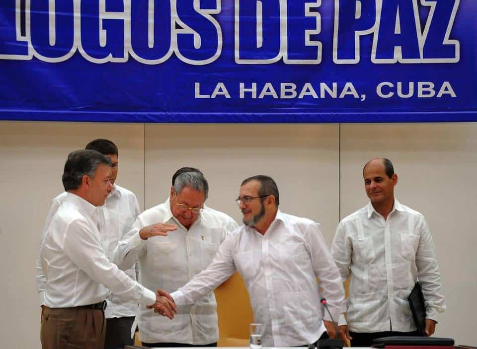 En La Habana Firman histórico acuerdo entre las FARC-EP y gobierno de Colombia