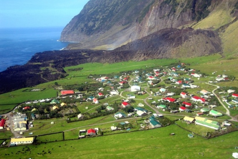 La isla habitada más remota del mundo busca la autogestión y ofrece trabajos