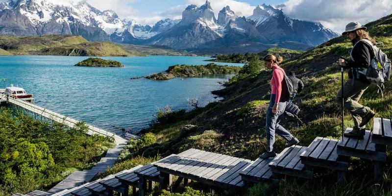 Presidenta de Chile firma creación de red de Parques Nacionales de la Patagonia
