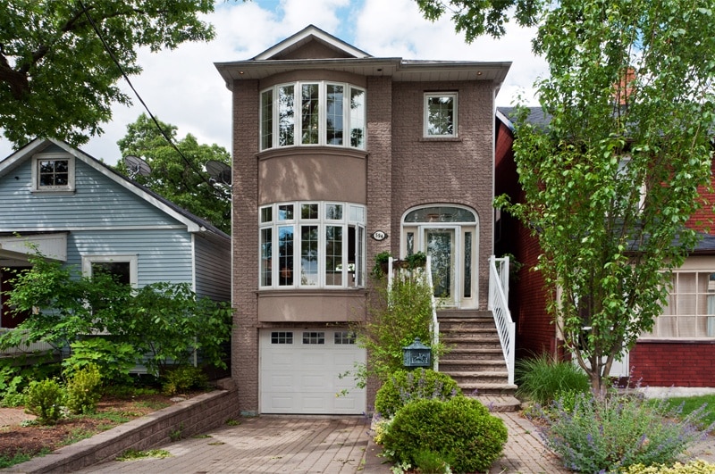 Promedio de valor de casas en Toronto escala a casi $920.000 y se convierte en tema federal