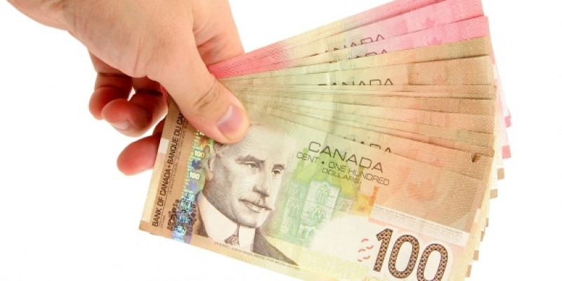 Ontario implantará nuevo plan de sueldos básicos para familias de bajos ingresos