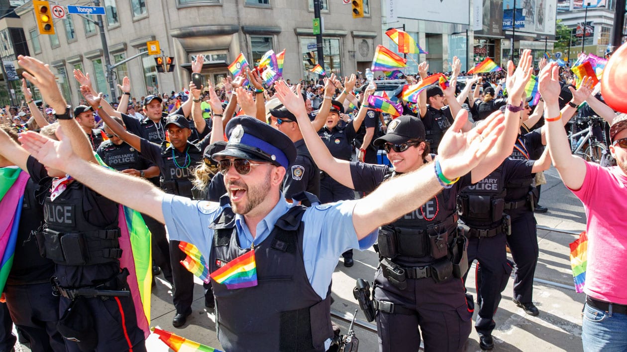 Oficiales de Policía LGBTQ hacen un llamado a suspender aporte de la ciudad de $260.000 al Pride Parade