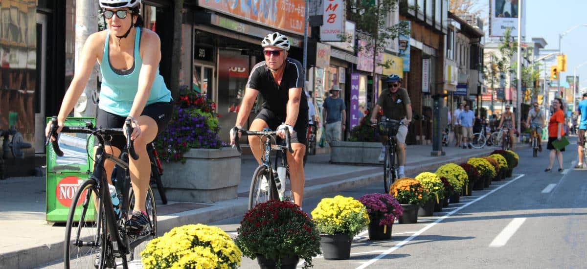 Encuesta de la ciudad indica que una gran mayoría de residentes de Bloor St. apoya las ciclovías en el área.