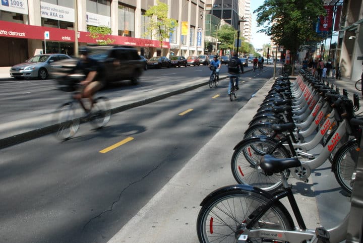 Toronto queda atrás en instalación de ciclovías en contexto norteamericano, indican expertos