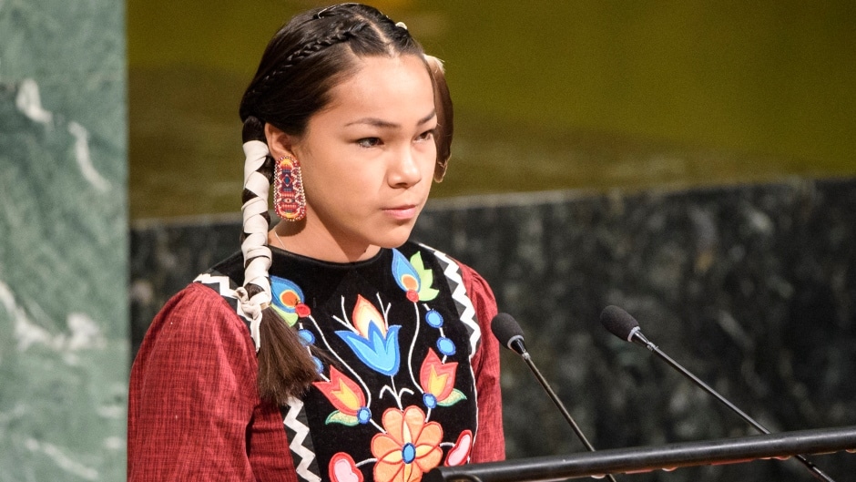 Adolescente activista canadiense se convierte en figura global tras hablar en la ONU en Día del Agua